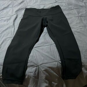 Lululemon crop pants